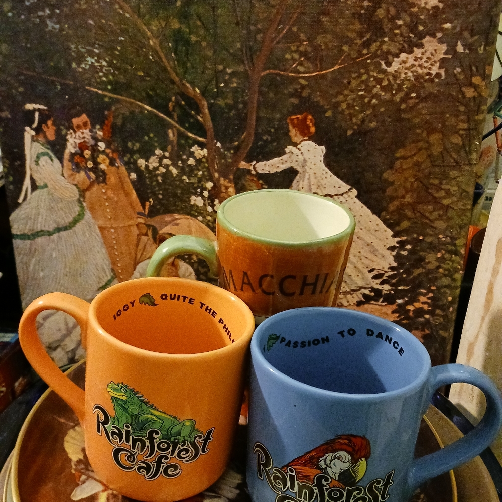 Rain Forest Café 2 Coffee Cup Mug☕️☕️🍶1 Macchiato 🍵 Coffee Cup,Nice Gift.🎁